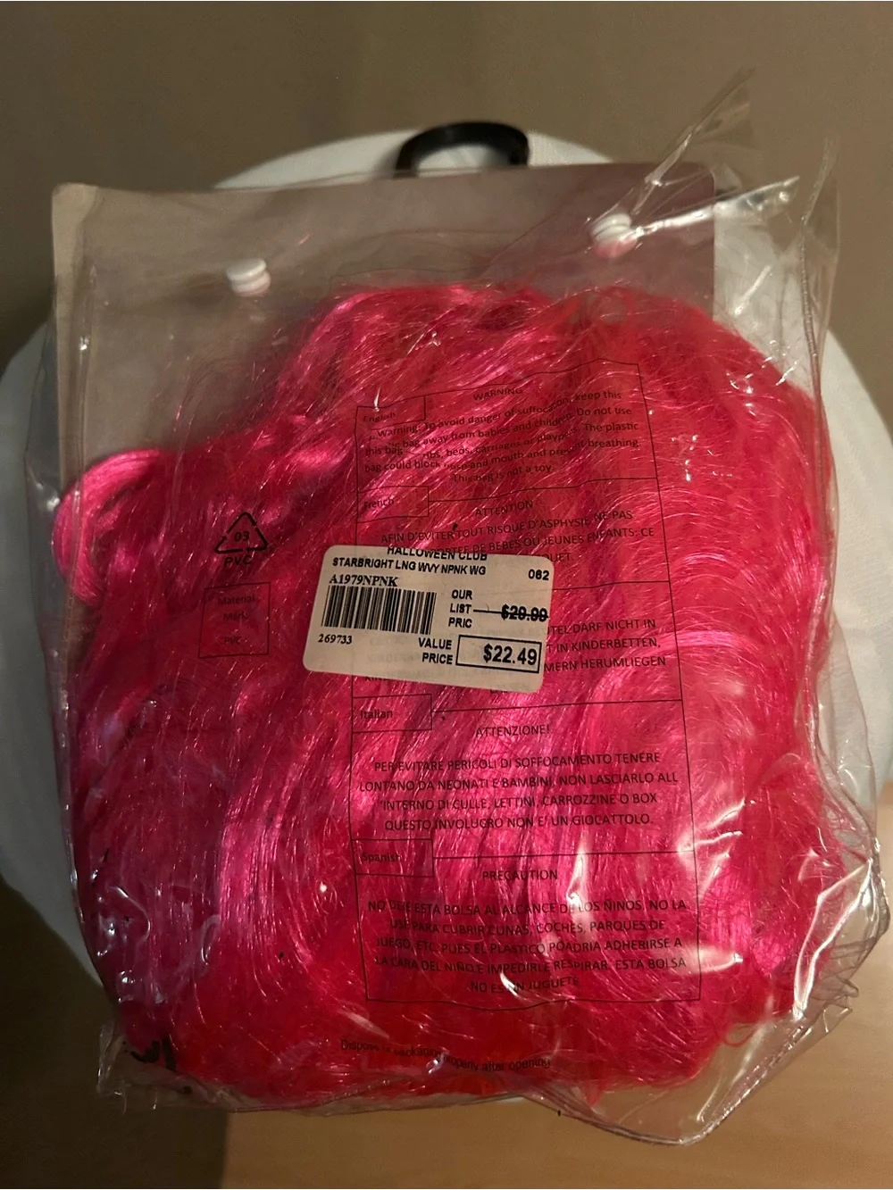Halloween costume wig Leg Avenue Vibrant Pink Long Wavy Wig bangs